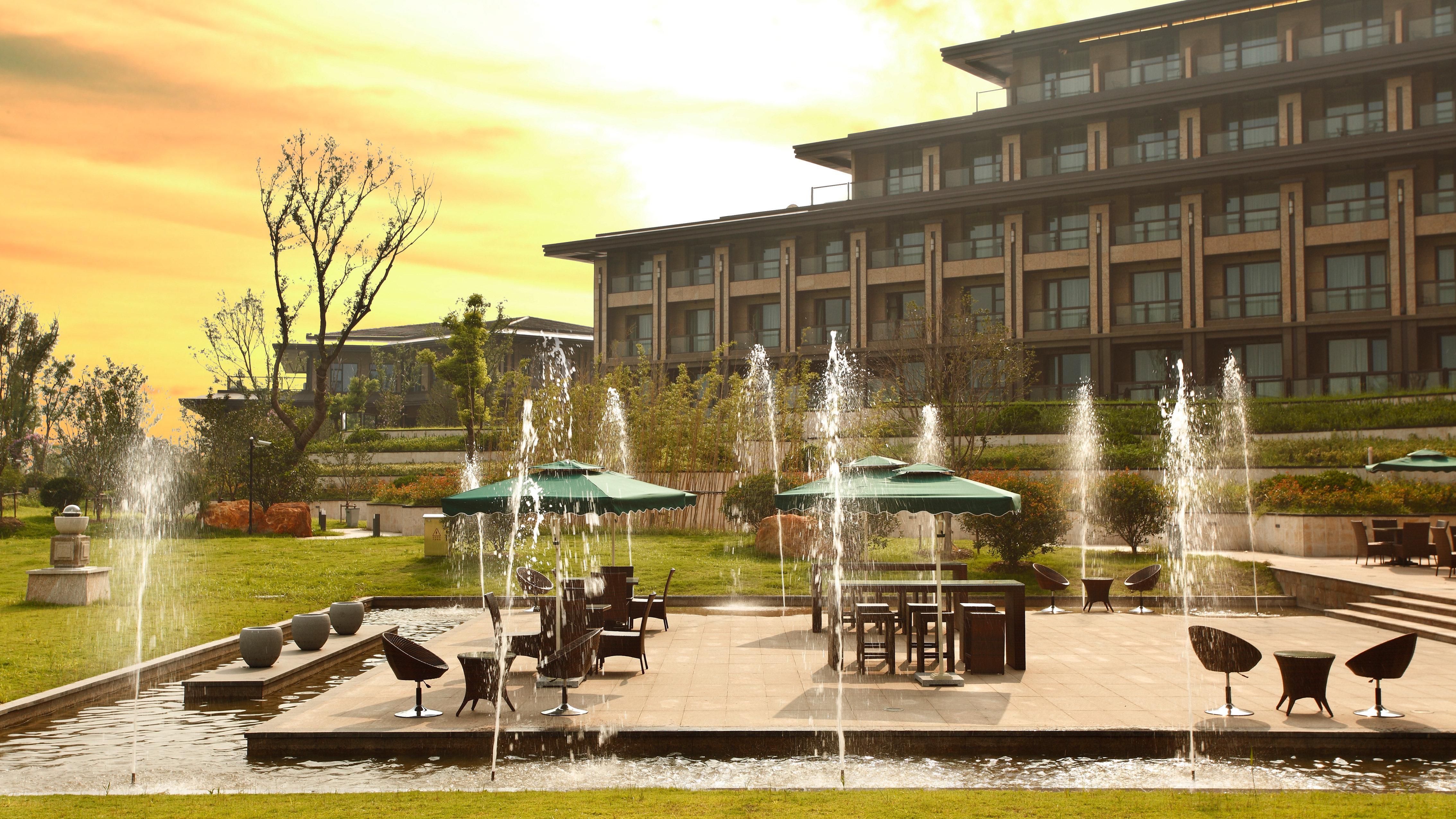 Crowne Plaza Xuzhou Dalong Lake By Ihg Exterior photo