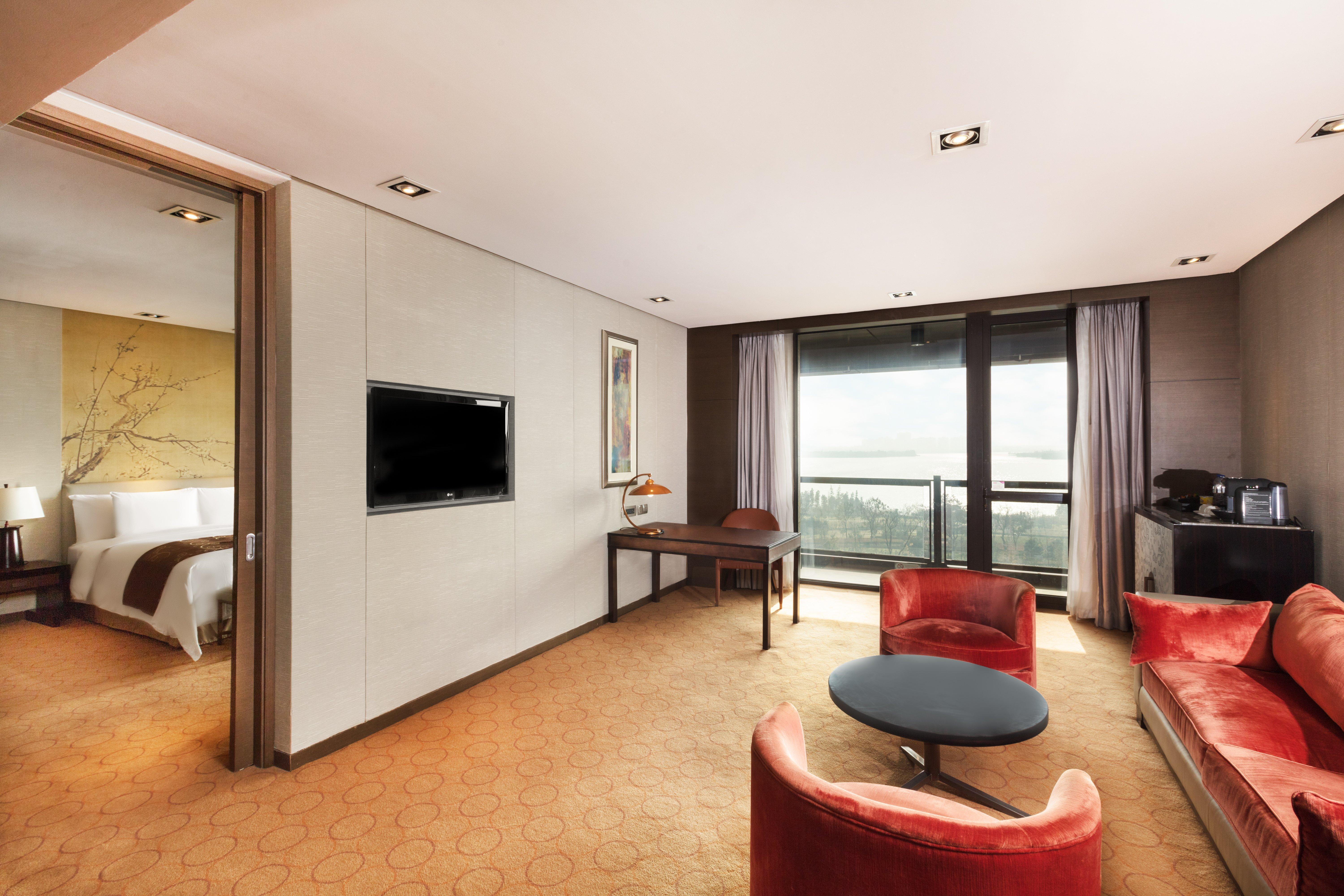 Crowne Plaza Xuzhou Dalong Lake By Ihg Exterior photo